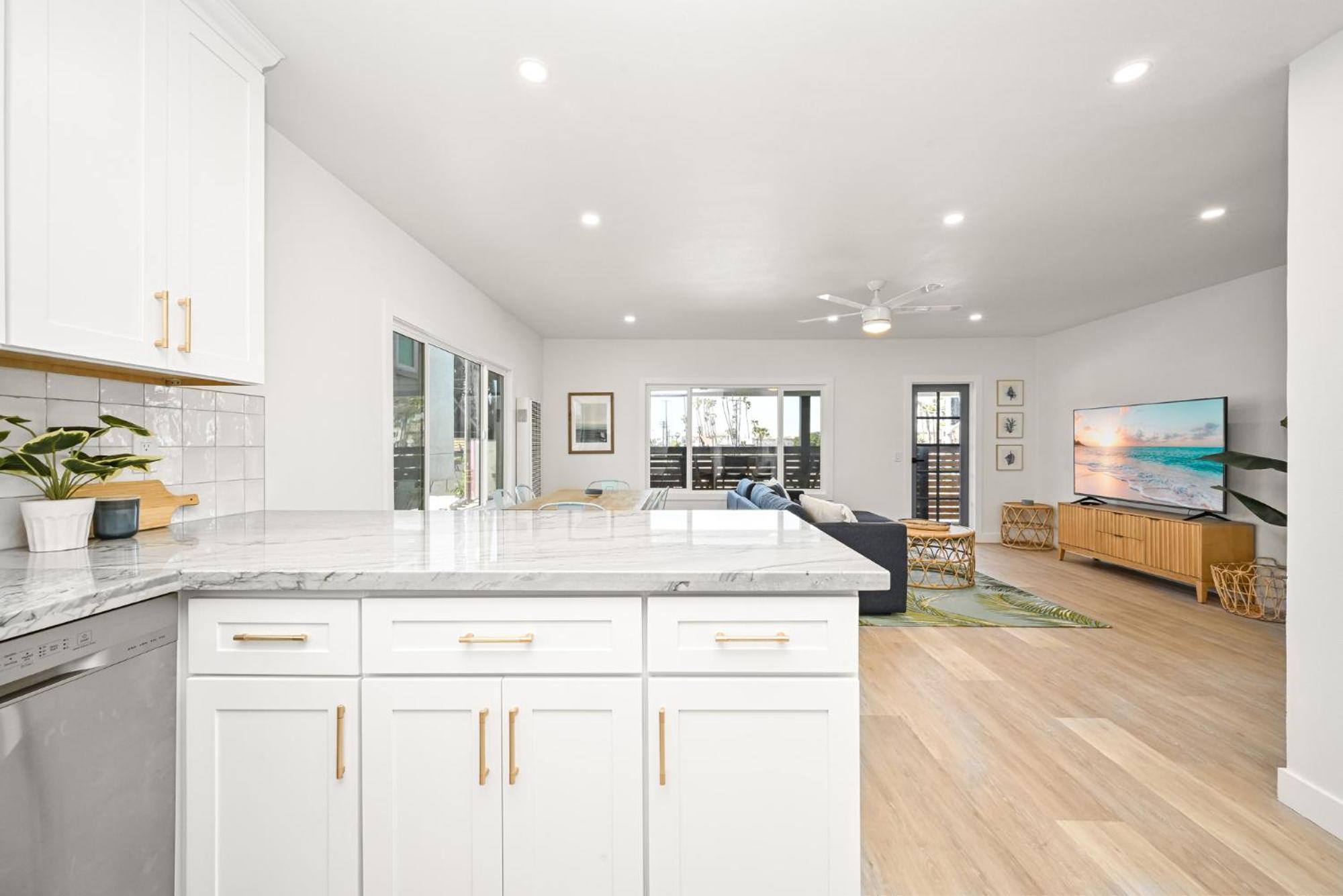 Brand New Home By The Beach & Historic Sunset Water Tower Sunset Beach Buitenkant foto